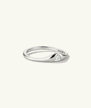 Organic Dôme Crescent Nesting Ring